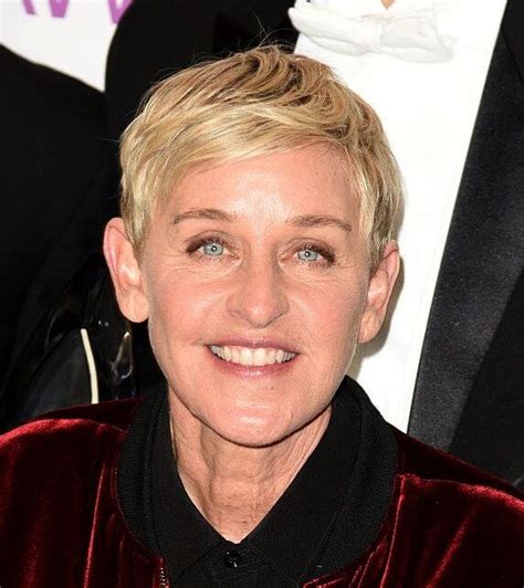 Degeneres starred in the popular sitcom ellen from 1994 to 1998 and has hosted her syndicated tv talk show, the ellen degeneres show, since 2003. How Is Ellen DeGeneres's Net Worth $490 Million Dollars?