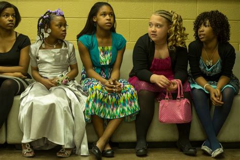 Chicago Cops Stand In For Missing Fathers At Daddy Daughter Dance