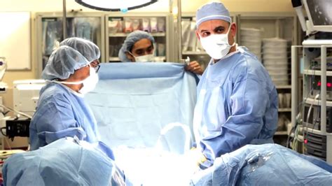 Watch Operating Room During Robotic Prostate Cancer Treatment Dr David Samadi Youtube