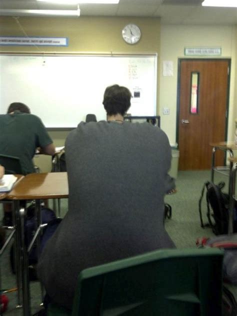 Hilariously Misleading Photos That Will Make You Look Twice 27 Pics
