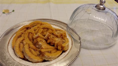 La marmellata di arance con il bimby è una ricetta semplice e veloce per fare in casa una genuina conserva. Rotolo Dolce di Carote con marmellata di Arance | Bimby ...