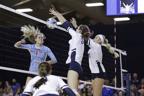 BYU Womens Volleyball Caps Off Regular Season With 5 Set Win Over
