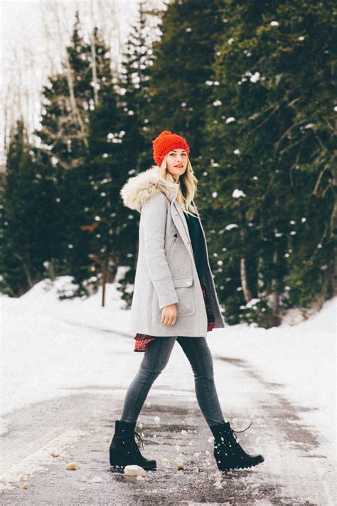 30 Amazing Image Of Winter Snow Holiday Dresses For Women Cute Winter Coats Winter Fashion