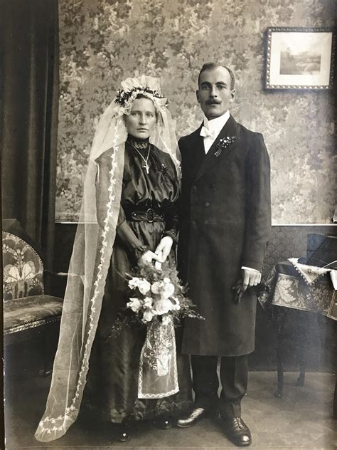 My Great Great Grandparents Wedding Late 1800s Roldschoolcool