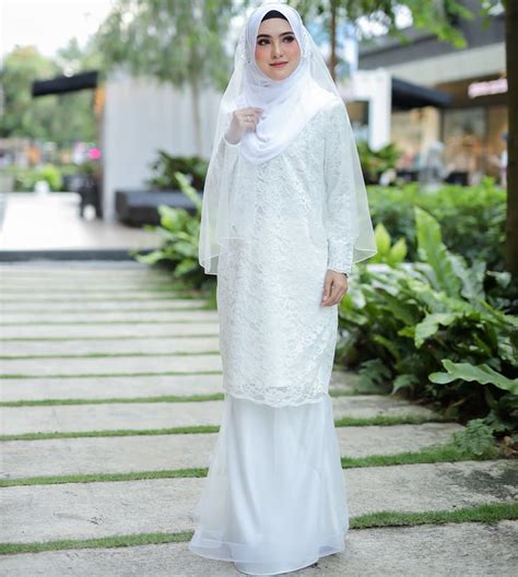 Baju nikah muslimah women online magazine. 30+ Ide Baju Kurung Pahang Untuk Nikah - JM | Jewelry and ...