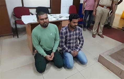 Mangalore Today Latest Main News Of Mangalore Udupi Page Duo Arrested With Fake Notes Worth