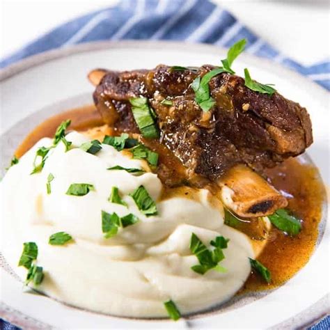 I have found the best way ever to make the steak so tender and tasty that everyone will praise you as. Beef Chuck Riblets Recipe / The Best Oven Baked Beef Ribs Kitchen Divas