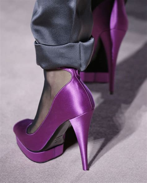 A Detailed Look At The Shoes From The Tom Ford Aw19 Runway Tomford