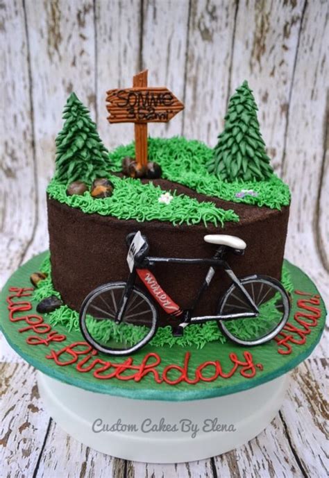 Cake pans come in a variety of shapes, everything from animals to letters. PHOTOGALLERY: Bicycle-Themed Cakes Are the Answer! No ...