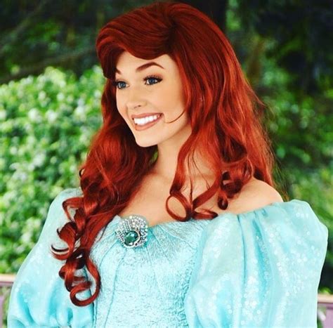 Ariel And Her Lovely Smile Lovely Smile Disneyland Princess Ariel Hair