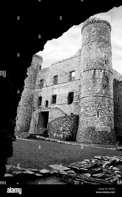 Harlech Castle The Keep Stock Photo Alamy