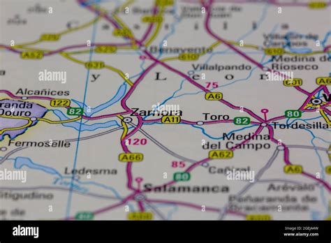 Zamora España Aparece En Un Mapa De Carreteras O En Un Mapa Geográfico