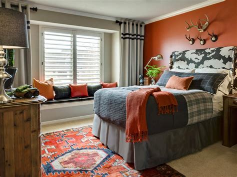 This earthy color scheme brings the tree house indoors. Teenage Bedroom Color Schemes: Pictures, Options & Ideas ...