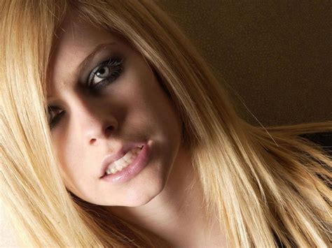 Avril Lavigne Avril Lavigne Blonde Celebrities Female Singers
