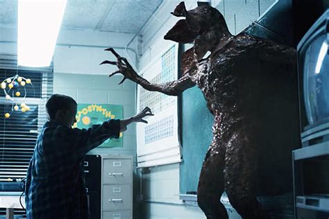 Stranger Things Demogorgon Behind The Scenes Effects Video