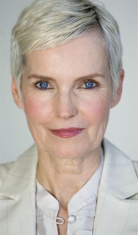 They can check these short haircuts too. 6 short hairstyles for gray haired women : Woman Fashion - NicePriceSell.com