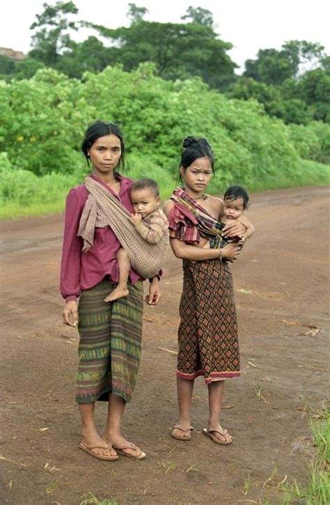 Women In Cambodia Eska Asans R