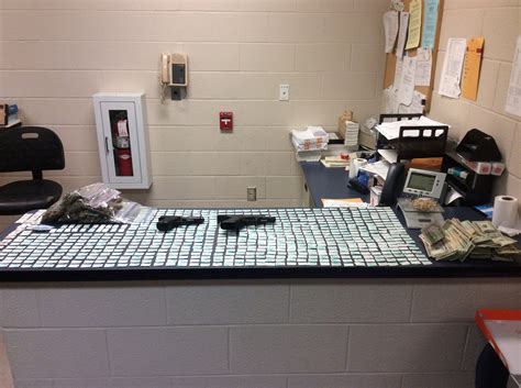 Monroe sting nets three arrests, drugs, guns - The Morning Call