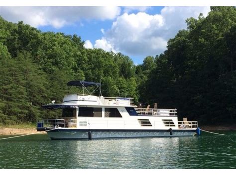 We only get paid if we bring you a buyer. 1982 Gibson Houseboat Boats for sale