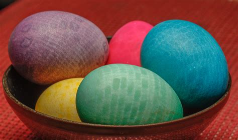 How to Make Patterned Easter Eggs: 9 Steps (with Pictures)