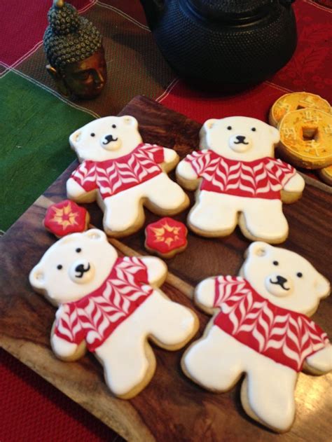 Merry cookie decorating, sweet friends! Gingerbread Cookies With Royal Icing Recipe — Dishmaps