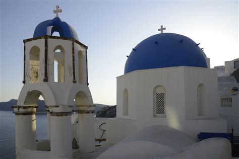Oia 11 Santorinis Villages Pictures Greece In Global Geography