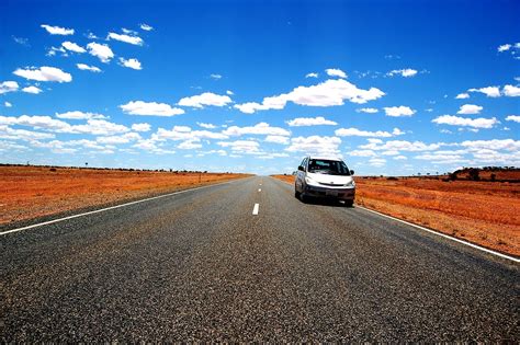 5 Vehicles Recommended For Australian Outback Adventure
