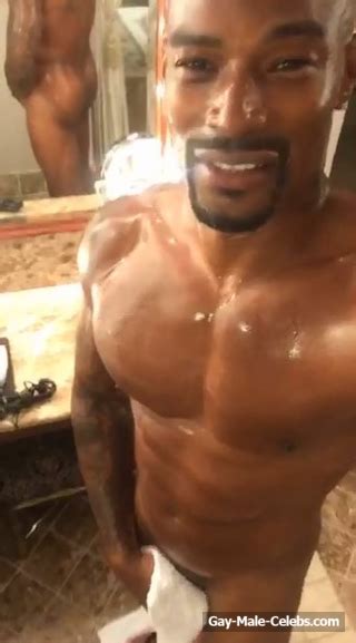 Tyson Beckford Showing Off His Nude Muscle Ass Gay Male Celebs