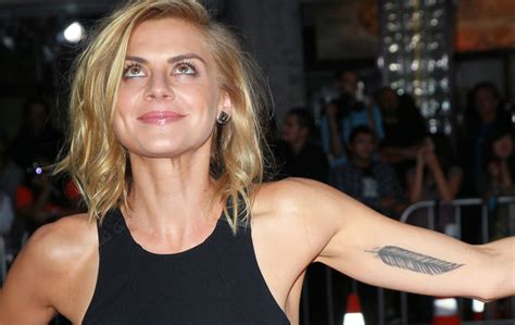 Has Eliza Coupe Had Plastic Surgery Body Measurements And More Lovely Surgery