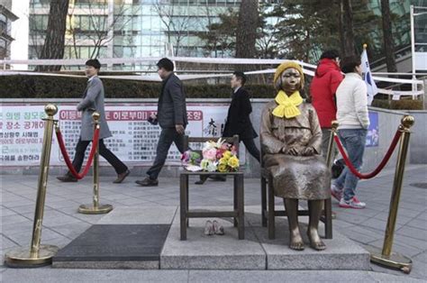 South Korea Japan Settle Deal On Wartime Korean Sex Slaves Press