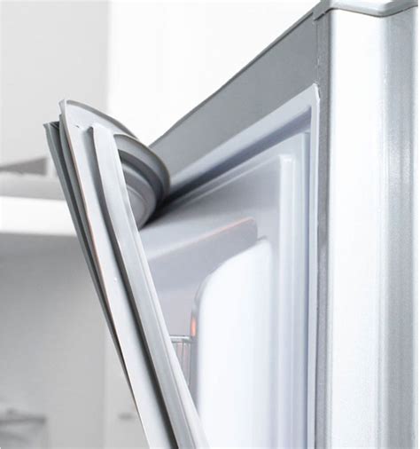 The Use Of Magnets In Refrigerators And Microwave Ovens Magnet