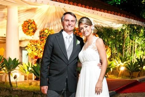 Esposa De Bolsonaro Ceilandense Pode Ser Primeira Dama Do Brasil