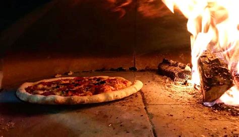 At pizza hut cyprus, we deliver the flavor. Nak rasa pizza yang lebih sedap dari Domino's dan Pizza ...