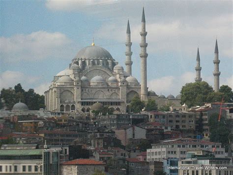 Istanbul Landmarksspectacular Visions Of Palaces And Minarets