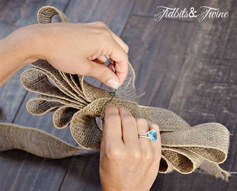 This post may contain affiliate links. DIY Inexpensive Fall Wreath and Fancy Bow | Fancy bows ...