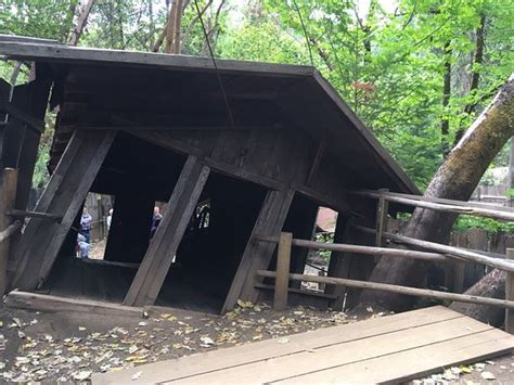 the oregon vortex house of mystery gold hill all you need to know before you go with photos
