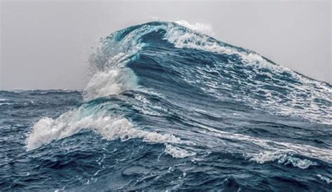 The denmark strait is the body of water located between greenland at its southeast and iceland at to date, the highest underwater waterfall known to exist in the world is the denmark strait cataract. Alizul: TOP 10 UNDERWATER OR SUBGLACIAL WATER BODIES AND ...