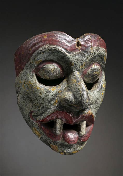 The physical design of mack weldon's silver face mask is similar to many other cloth face masks on the market, but the materials used are what make it so special. Sinhalese mask from Sri Lanka - Masks of the World