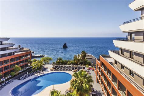 The Enotel Lido In Madeira Has Stunning Views Out To Sea What A Great