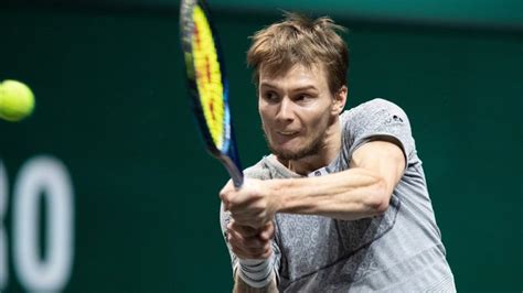 Bio, results, ranking and statistics of alexander bublik, a tennis player from kazakhstan competing on the atp international tennis tour. ATP Rotterdam: Medvedev delude ancora, Bublik sorprende ...