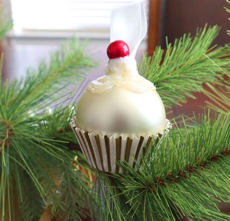 Super Cute Diy Cupcake Ornaments Cupcake Ornament Diy Cupcakes