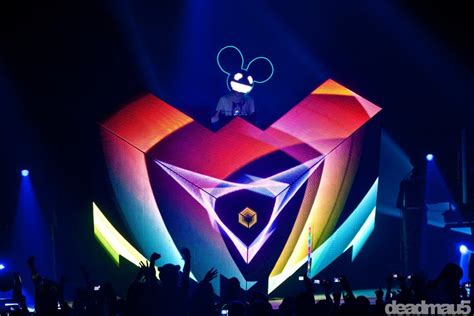 deadmau5 releases exclusive day of the deadmau5 mix on apple music welcome to red rocks