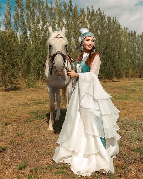 Kazakh Girls Who Loves Horses 🇰🇿