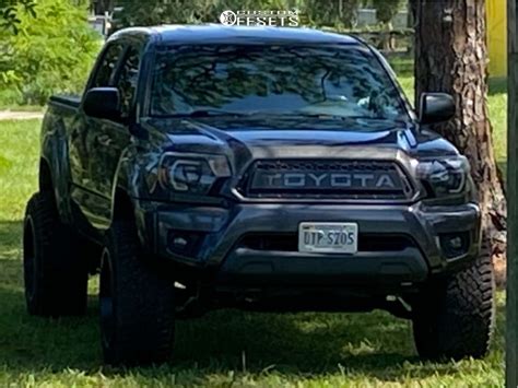 2014 Toyota Tacoma With 20x12 44 Xd Xd820 Grenade And 33125r20