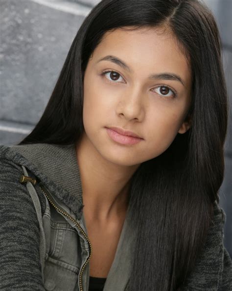 All About Celebrity Isabella Taylor Poschl Watch List Of Movies Online Henry Danger Season 5