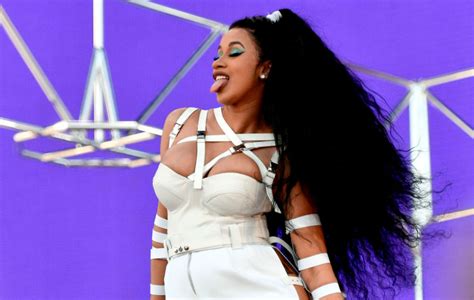 Cardi B S Former Manager Is Suing Her For 10million