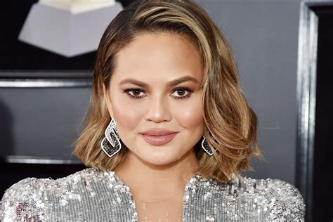 Chrissy Teigen Just Posted A Naked Image Of Her Post Partum Body This