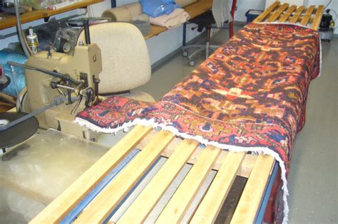 Teppichunterseite glasieren eine alternative zum kürzen mit anschließendem ketteln kann bei einigen teppichen das aufbringen von. Teppich ketteln - Teppichservice Taifun
