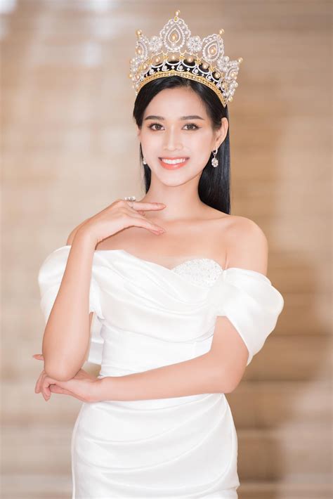 Đàm vĩnh hưng tên khai sinh là huỳnh minh hưng (sinh ngày 2 tháng 10 năm 1971), còn có biệt danh mr. Đàm Vĩnh Hưng biết trước Đỗ Thị Hà đăng quang Hoa hậu Việt ...