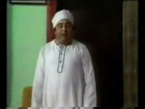 يفقد رمضان (حسن مصطفي) الأمل في اصلاح أولاده وعائلته حيث كل فرد في تلك. مسرحية العيال كبرت - مقطع أغنية الجاموسة | دنيا الوطن